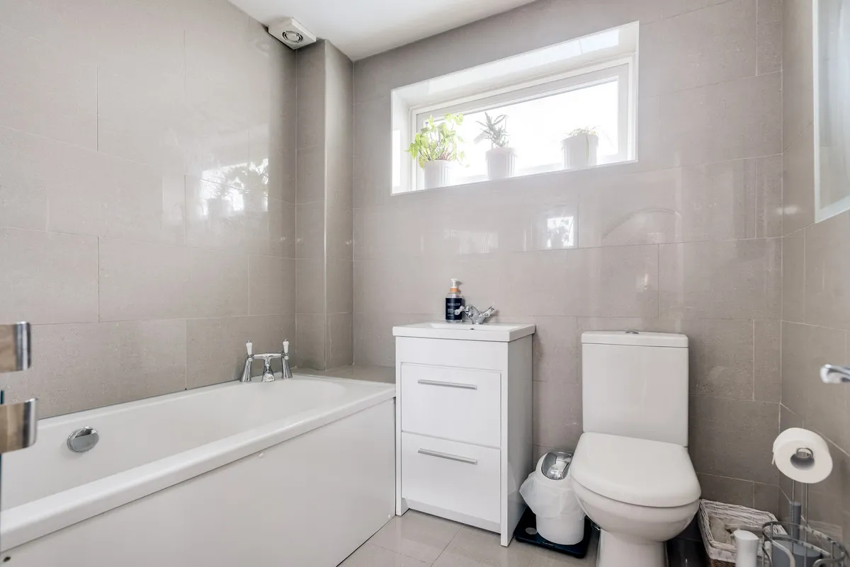 Wantage, OX12, photo 15