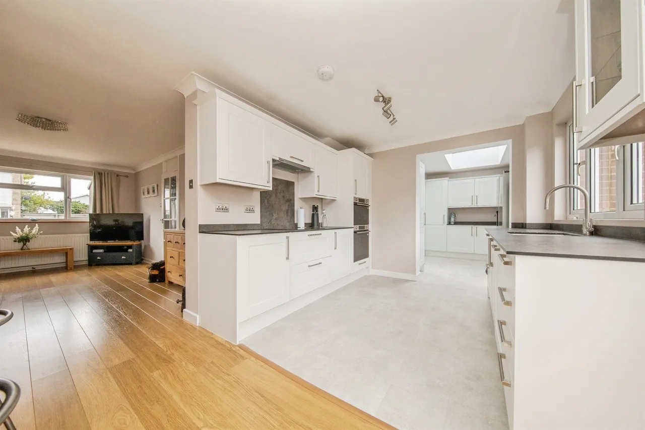 Bristol Road, Colchester, photo 8