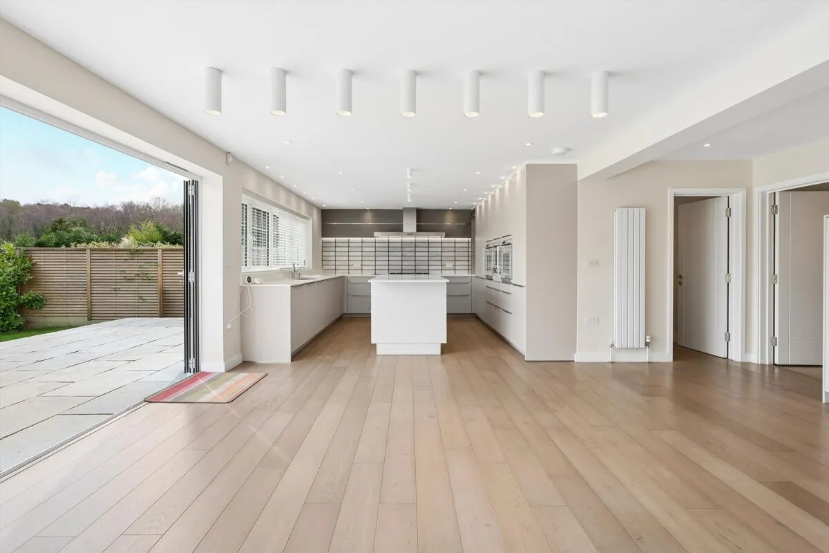 Heathfield, Cobham, KT11, photo 9