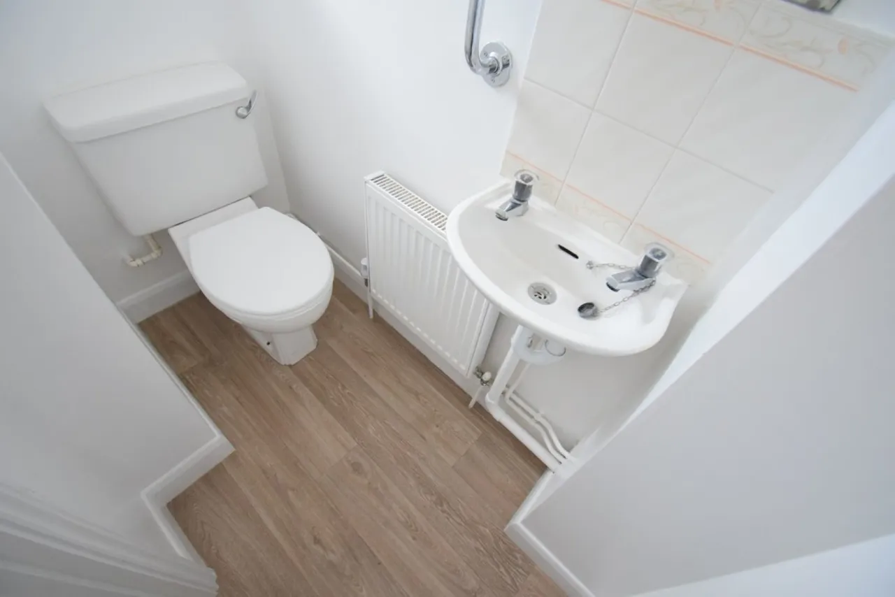 Naylor Avenue, Kempston, MK42, photo 3
