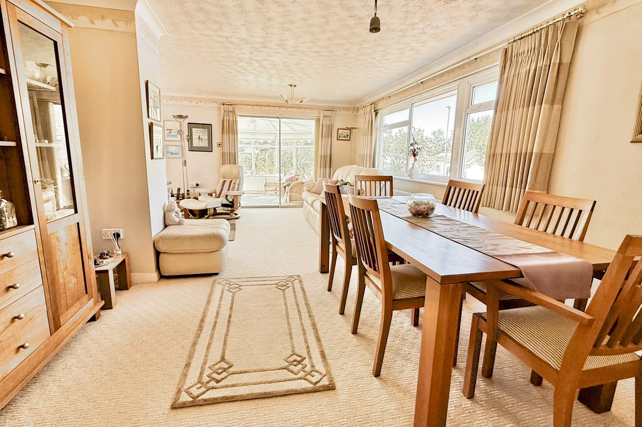 Pine Manor Road, Ashley Heath, BH24, photo 10