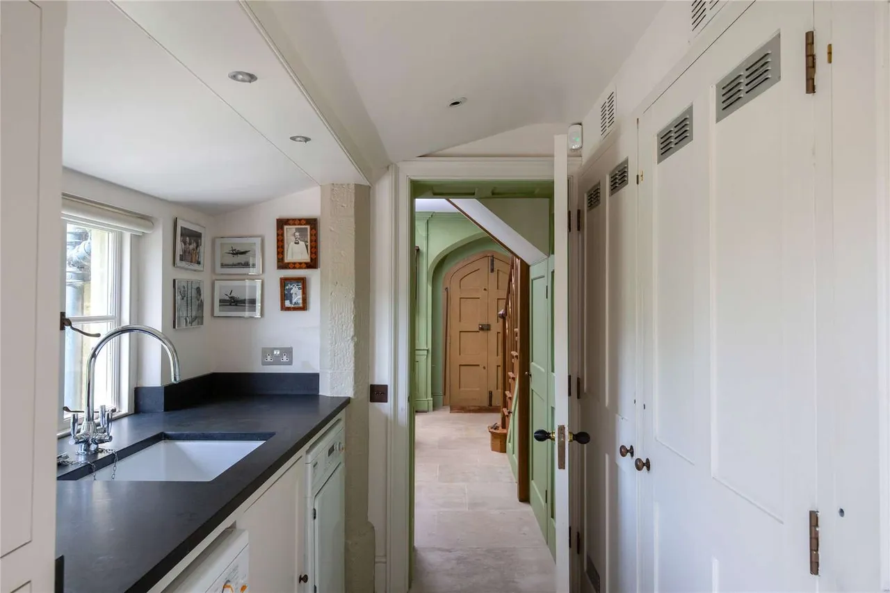 School Lane, Melbury Abbas, SP7, photo 10