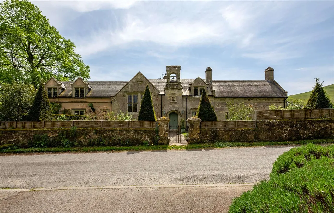 School Lane, Melbury Abbas, SP7, photo 2