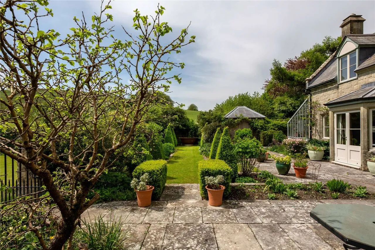 School Lane, Melbury Abbas, SP7, photo 20