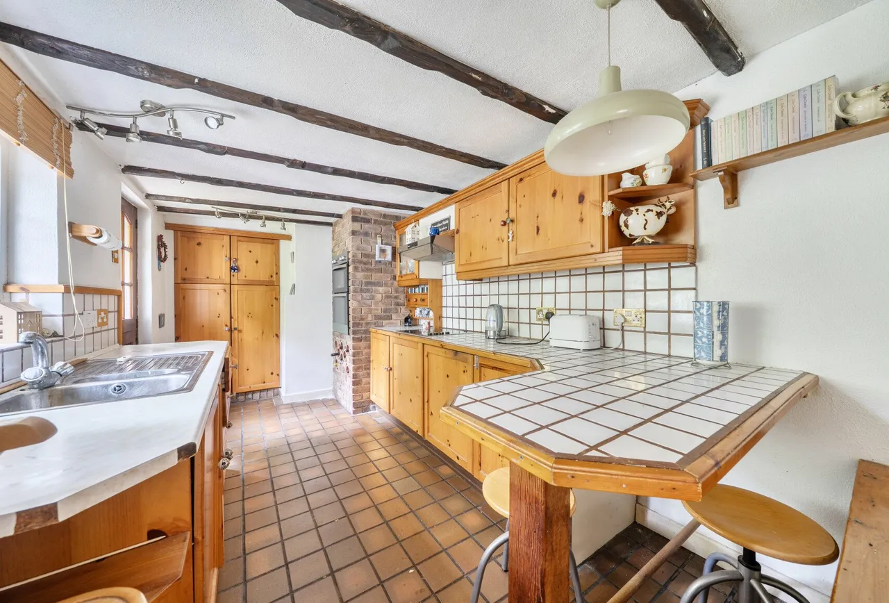 London Road, Kent, Dunton Green, TN13 2TJ, photo 3
