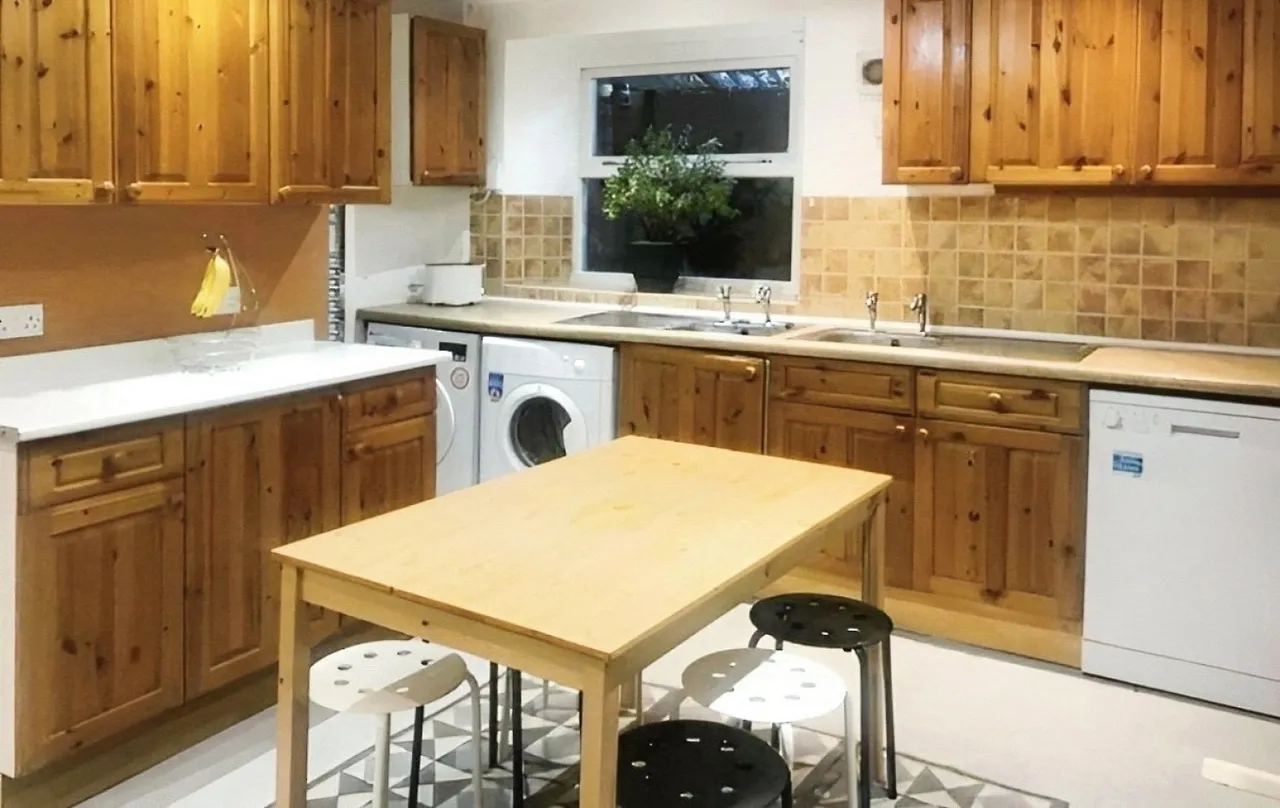 Fitzwilliam Street, Huddersfield, HD1, photo 8