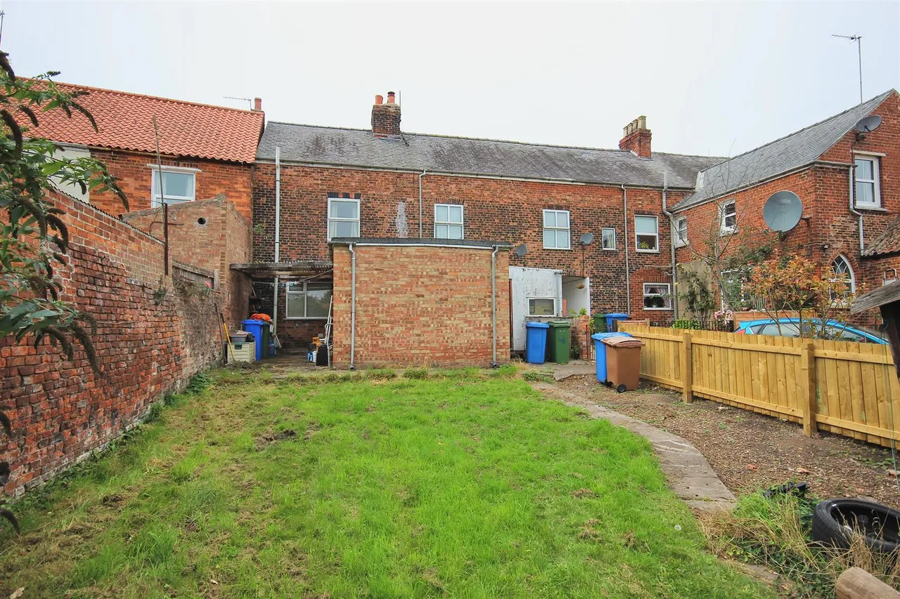 Hornsea Road, Aldbrough, photo 6