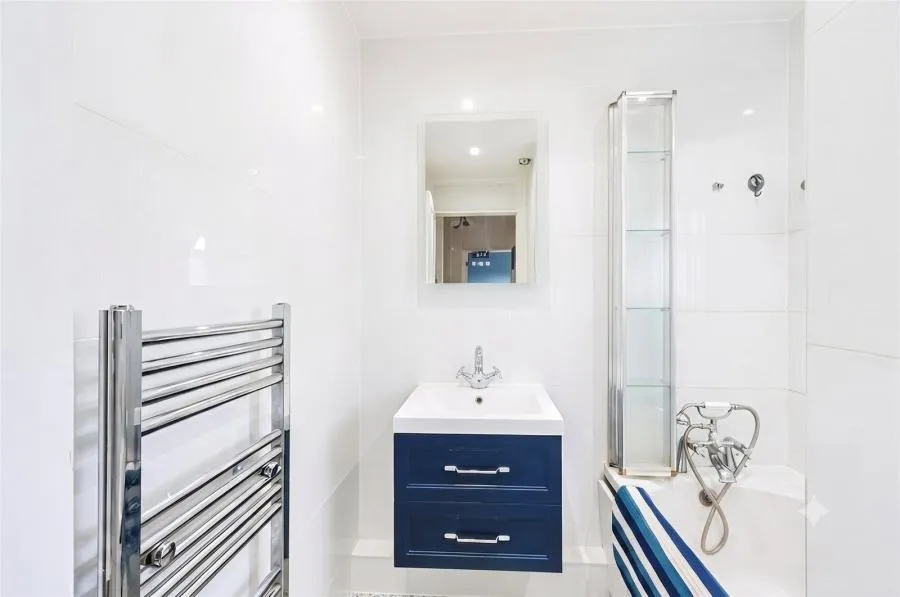 Mitcham Road, Camberley, GU15, photo 9