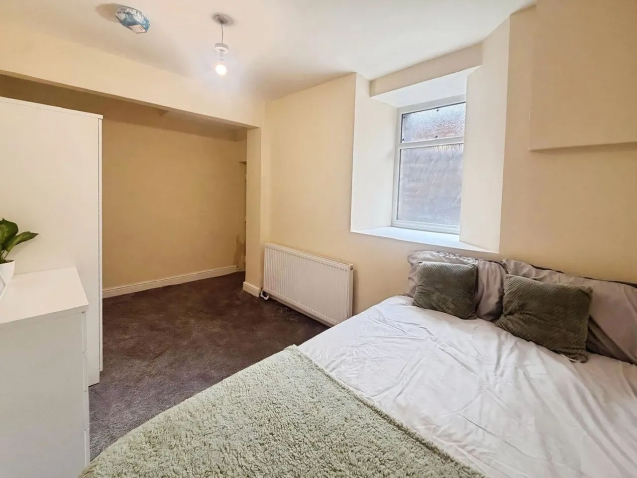 1 bed house to rent — Abbey Street