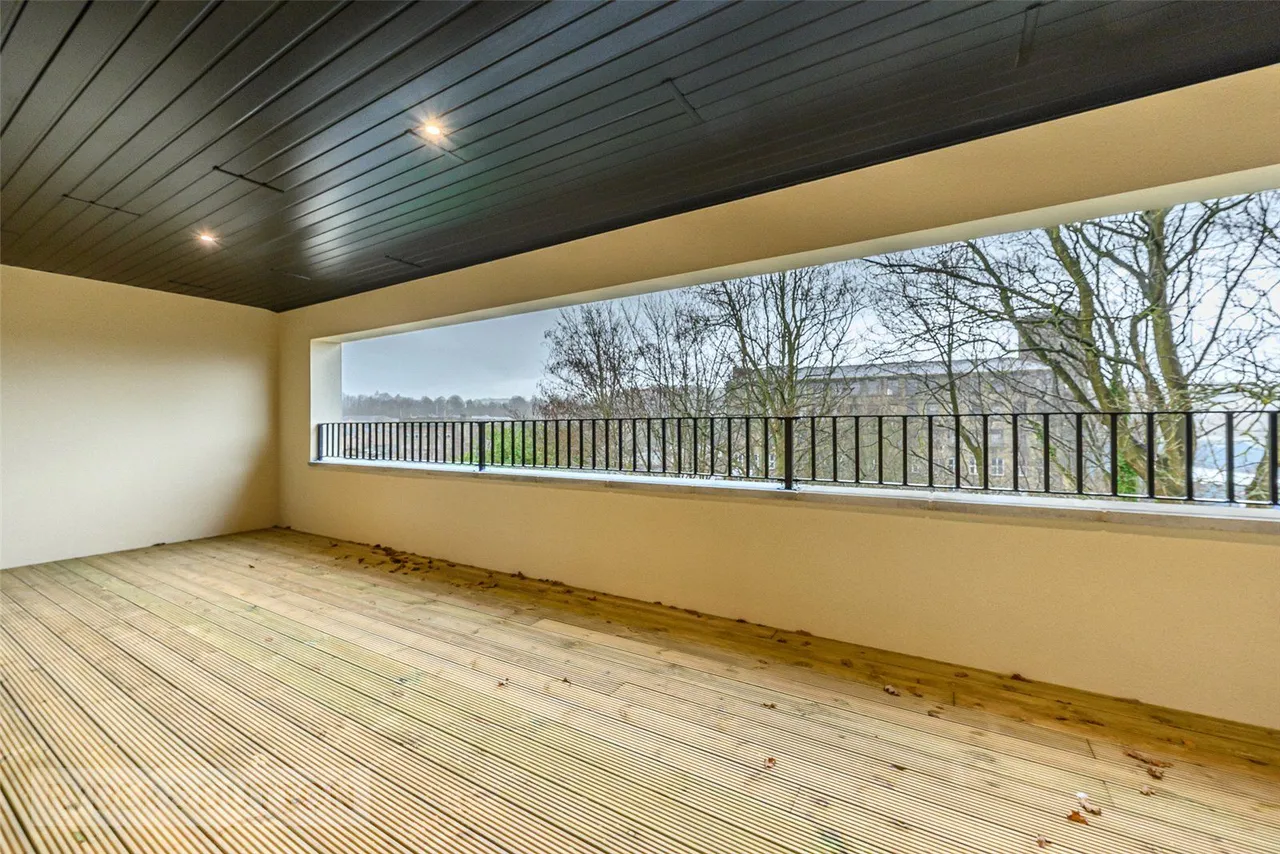 Devon Way, Bailiff Bridge, HD6, photo 21