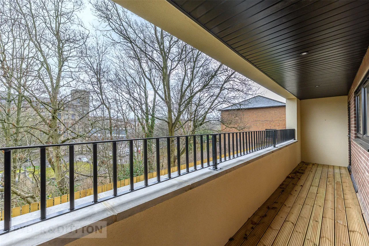 Devon Way, Bailiff Bridge, HD6, photo 8
