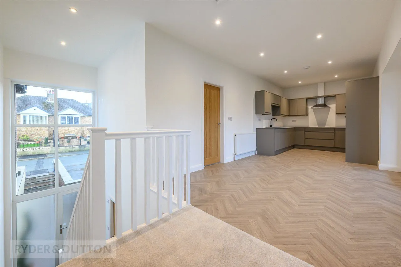 Devon Way, Bailiff Bridge, HD6, photo 31