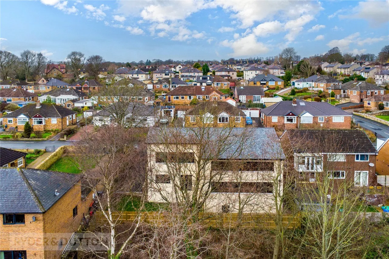 Devon Way, Bailiff Bridge, HD6, photo 27
