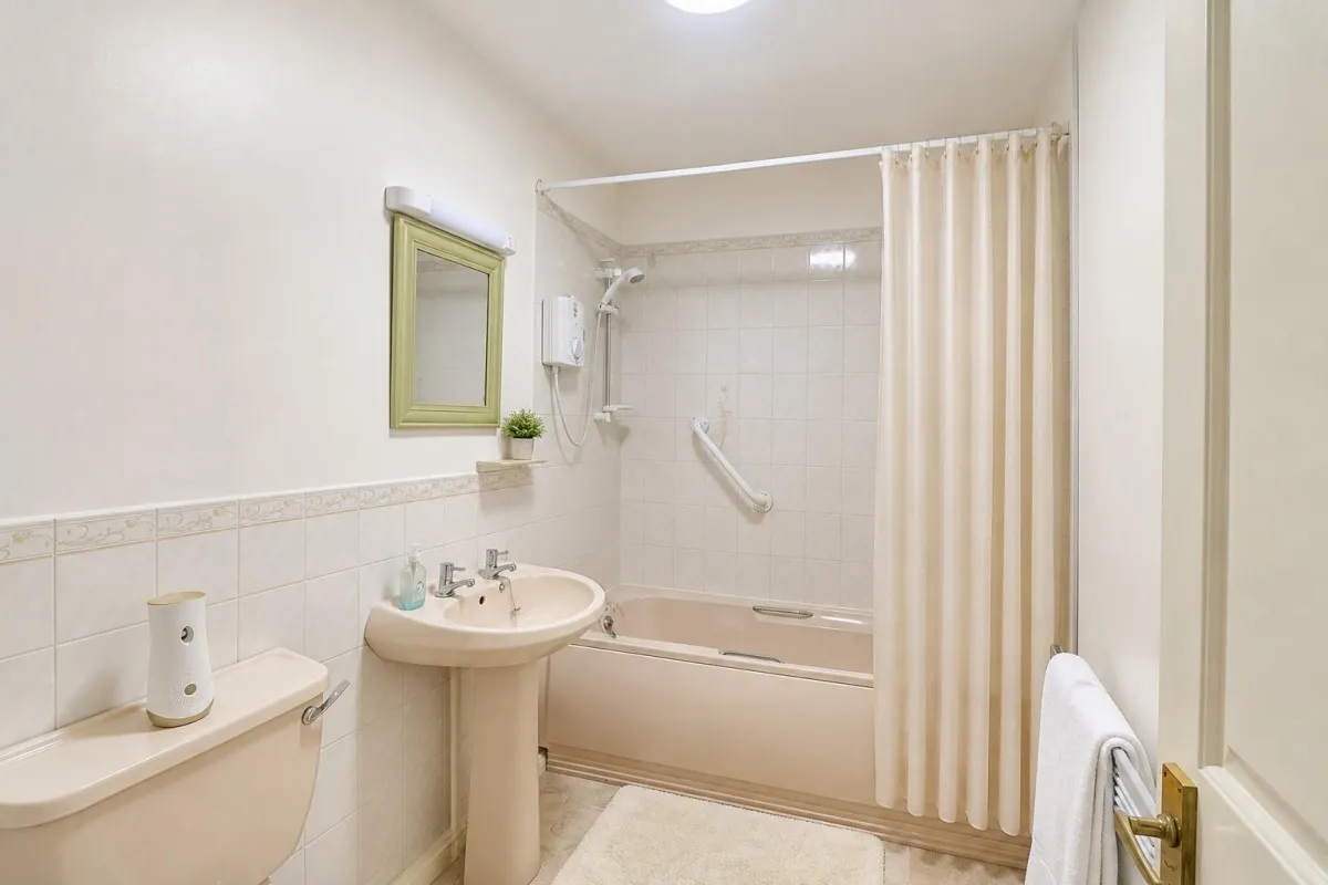 Orchard Court, Stonehouse, GL10, photo 9