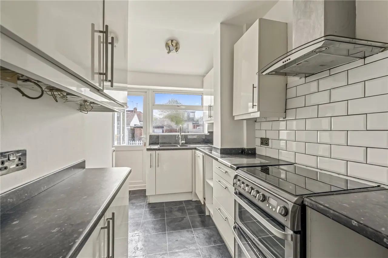 Whitton Dene, Isleworth, TW7 7NF, photo 6