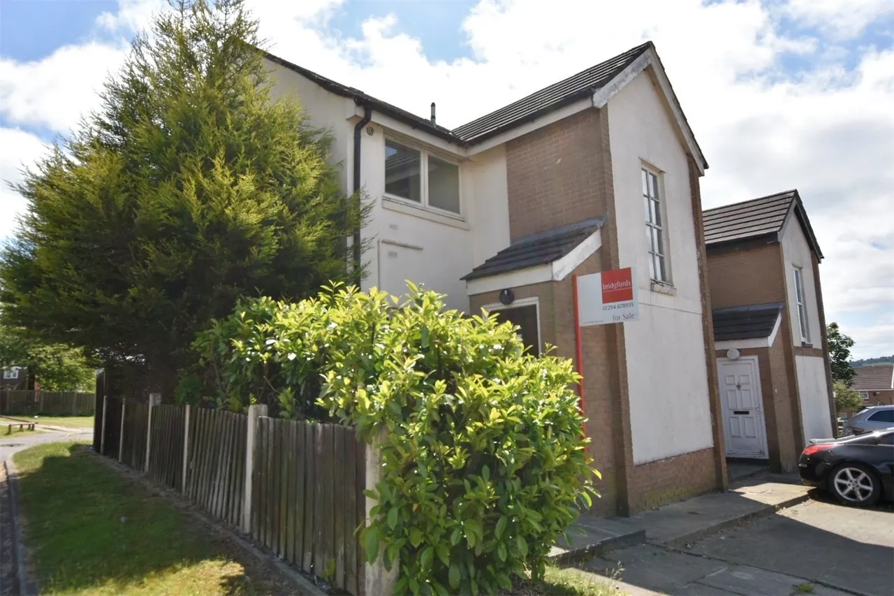 Beatrice Place, Blackburn, BB2, photo 2