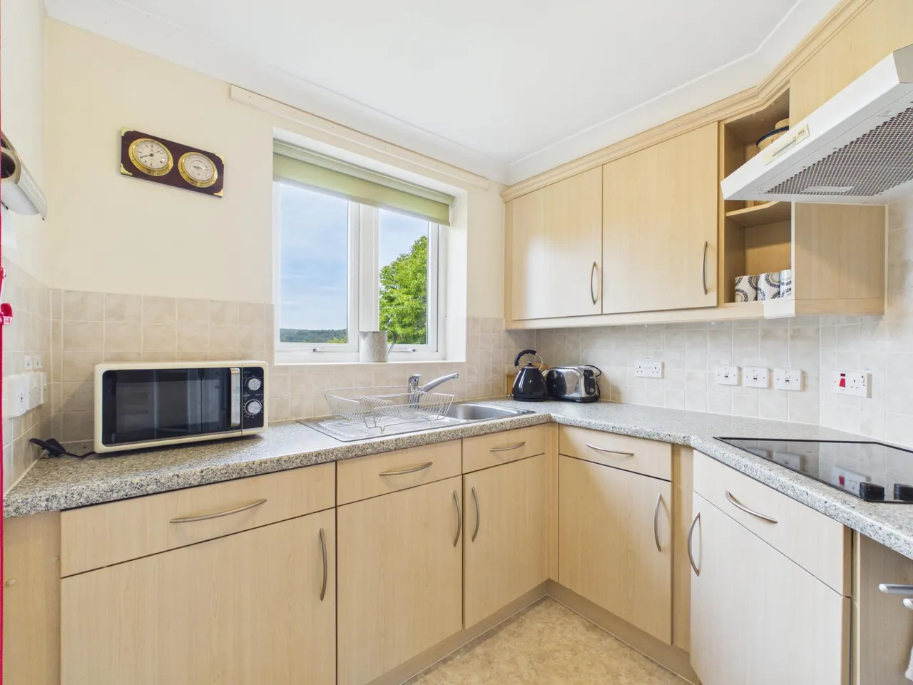 Station Road, Radyr, CF15, photo 5