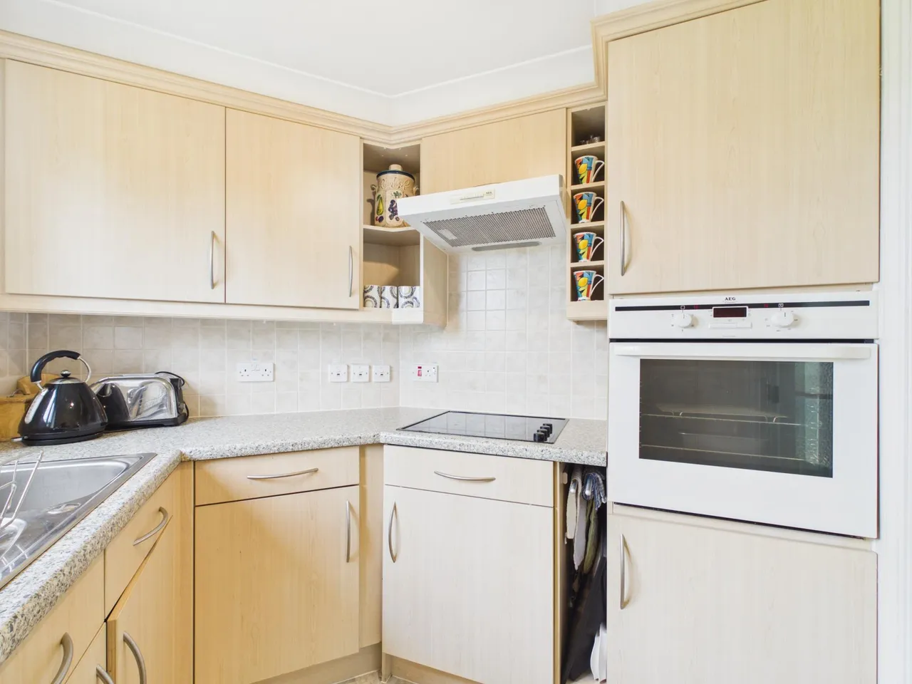 Station Road, Radyr, CF15, photo 6