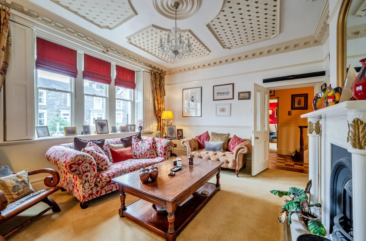 Manchester Road, Barnoldswick, BB18, photo 2