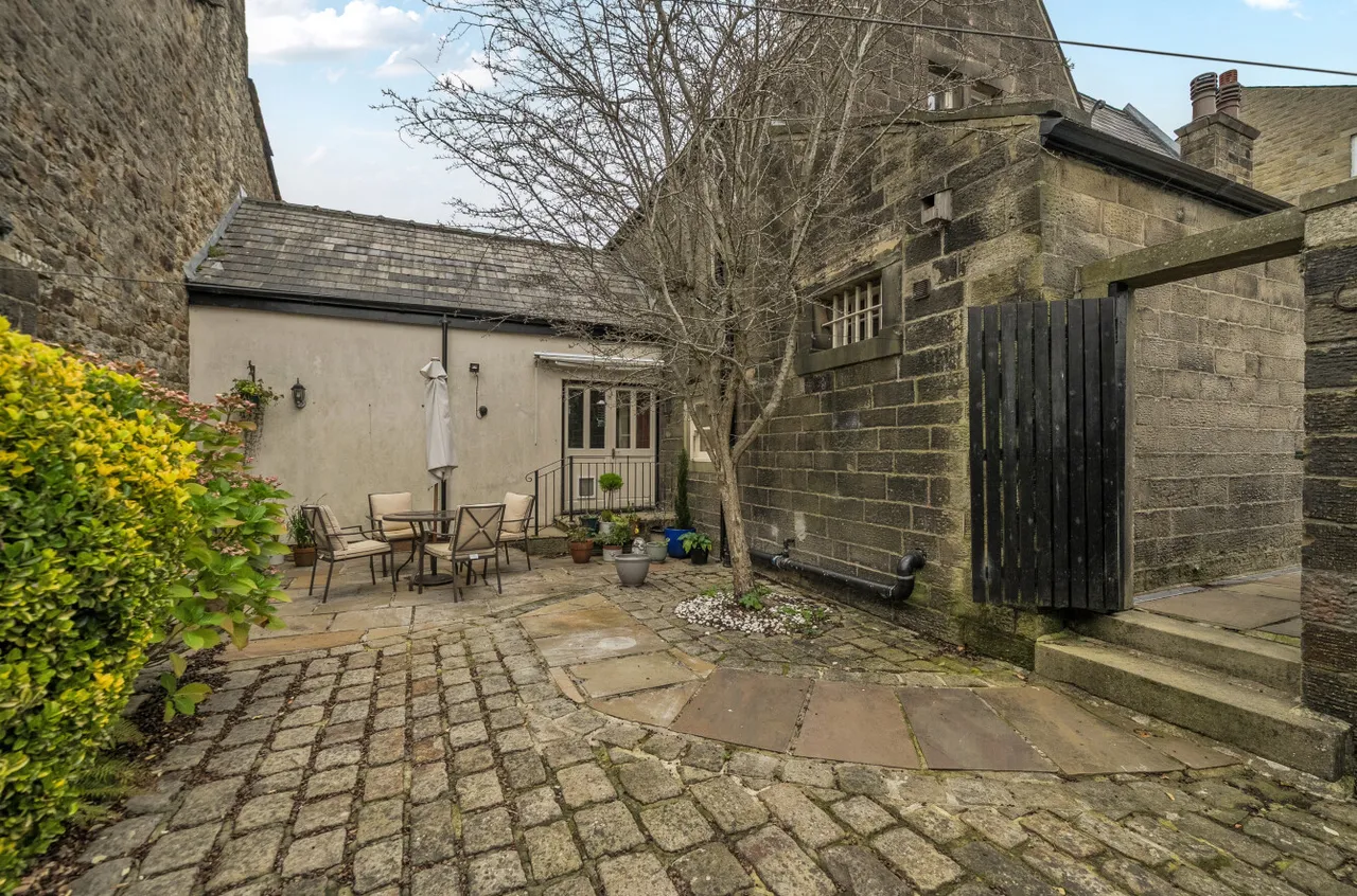 Manchester Road, Barnoldswick, BB18, photo 19