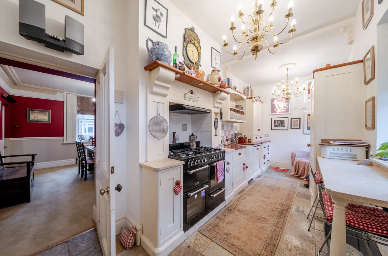 Manchester Road, Barnoldswick, BB18, photo 7