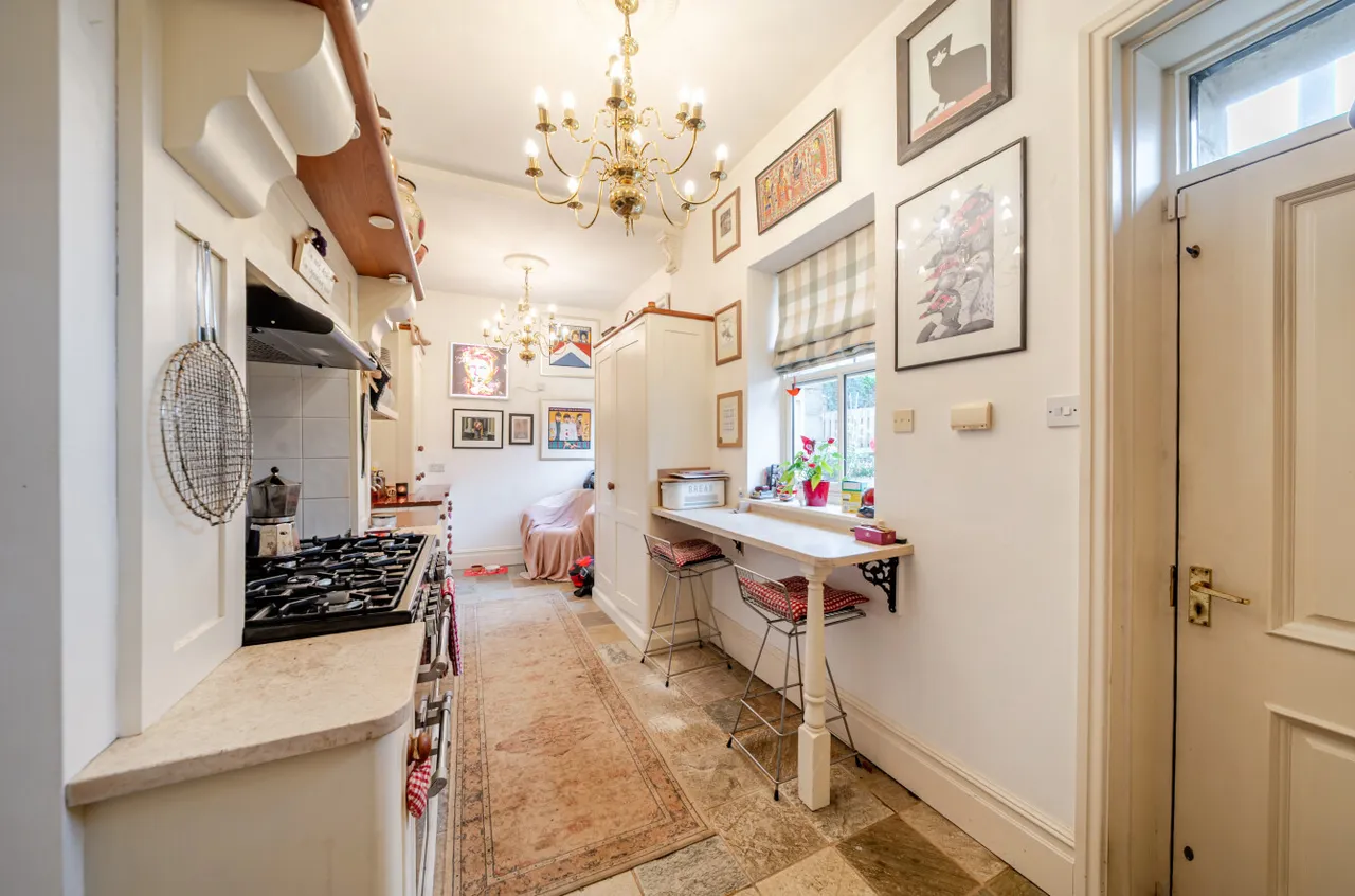 Manchester Road, Barnoldswick, BB18, photo 8