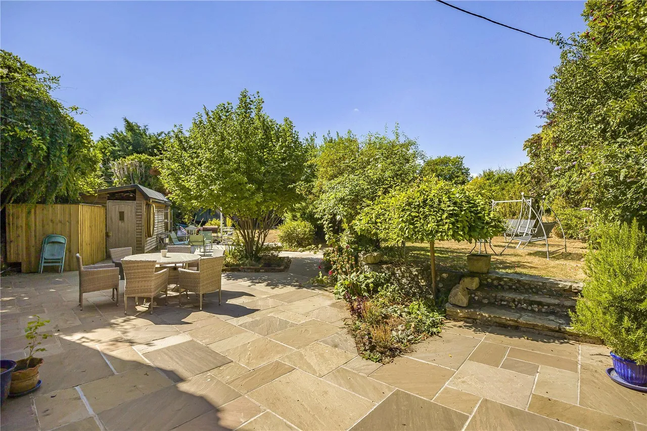 Bolter End Lane, Wheeler End, HP14, photo 34