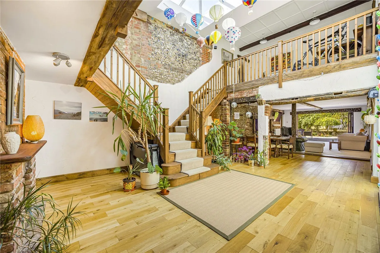 Bolter End Lane, Wheeler End, HP14, photo 2