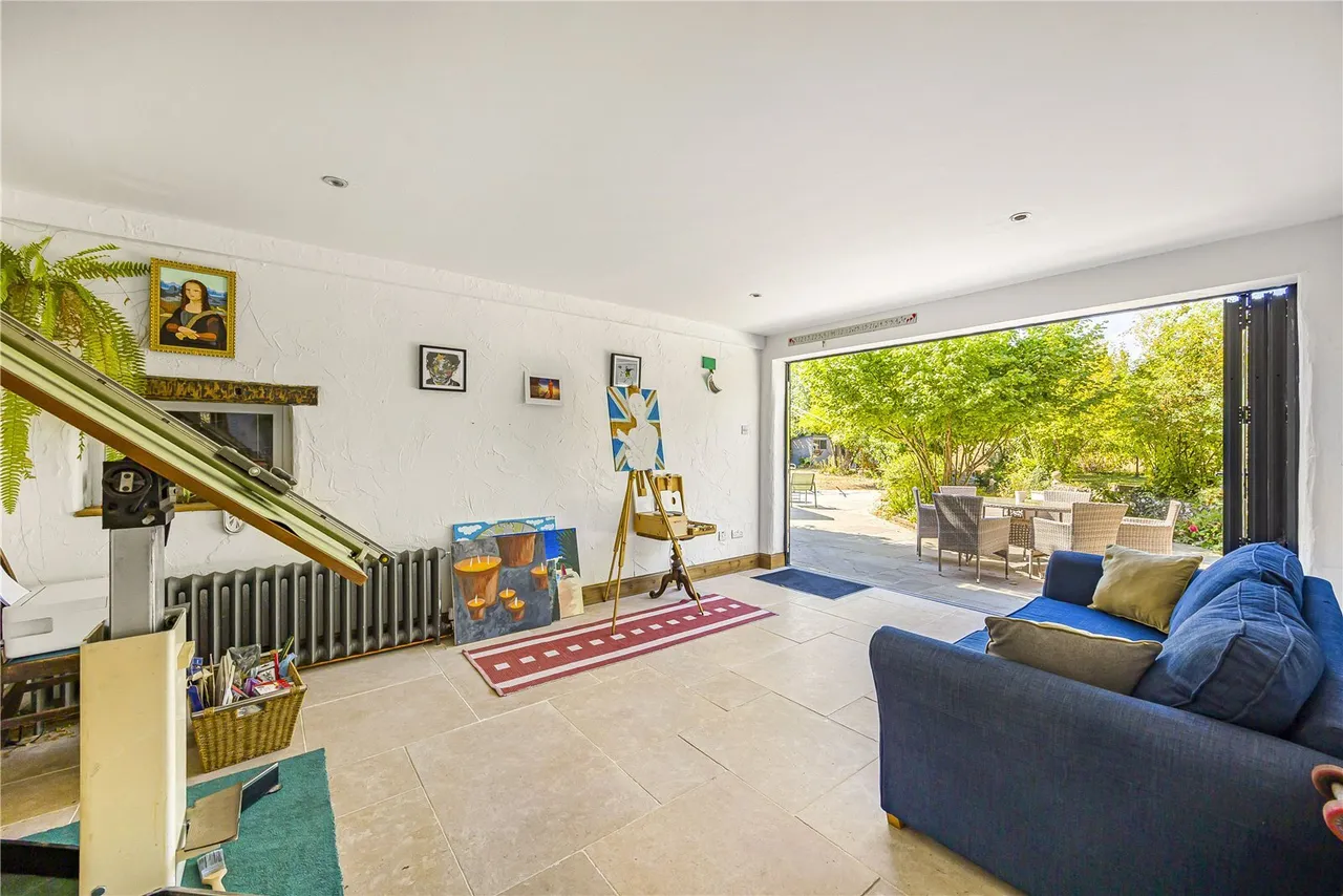 Bolter End Lane, Wheeler End, HP14, photo 18