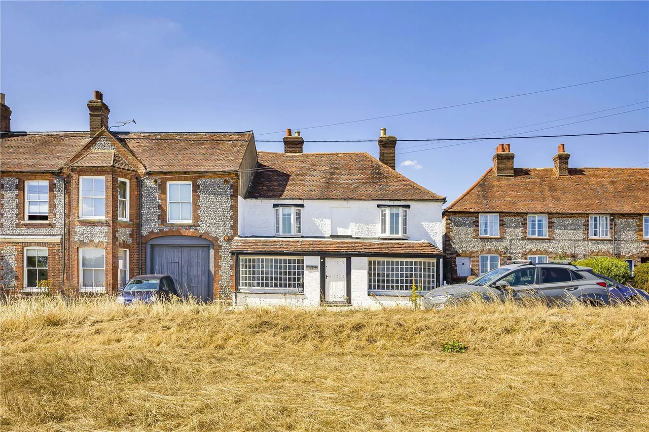 Bolter End Lane, Wheeler End, HP14, photo 35