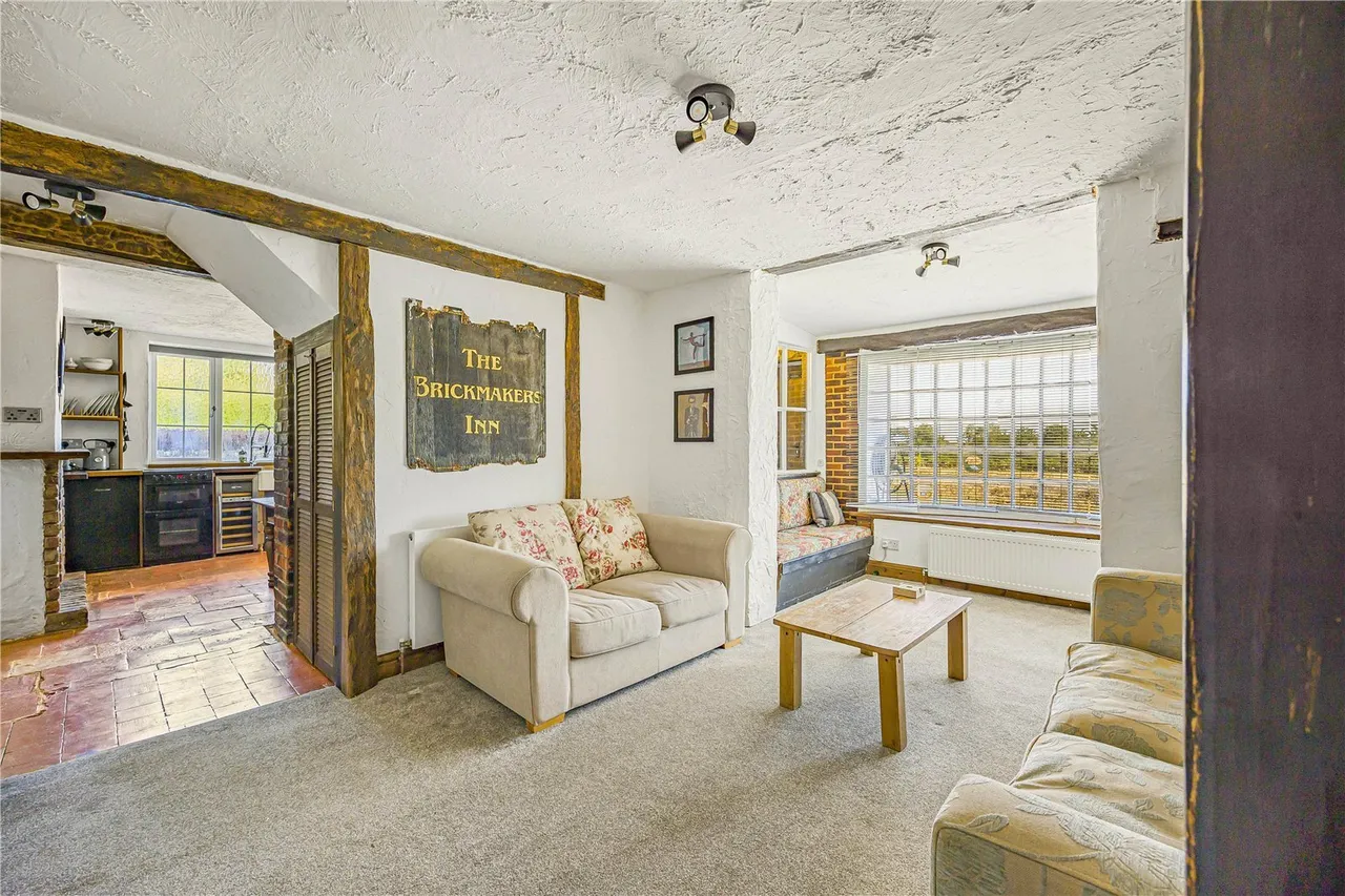 Bolter End Lane, Wheeler End, HP14, photo 36