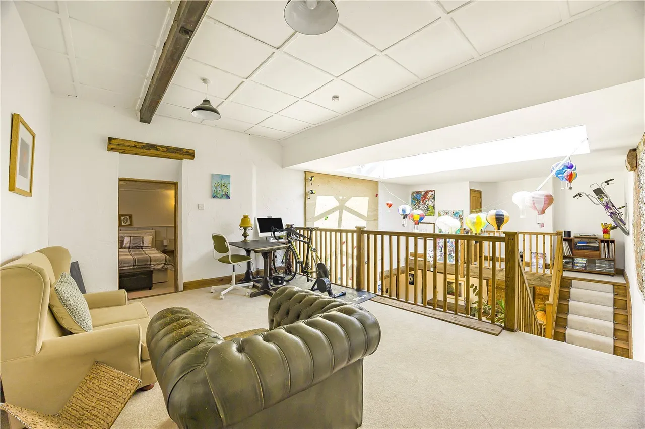 Bolter End Lane, Wheeler End, HP14, photo 19