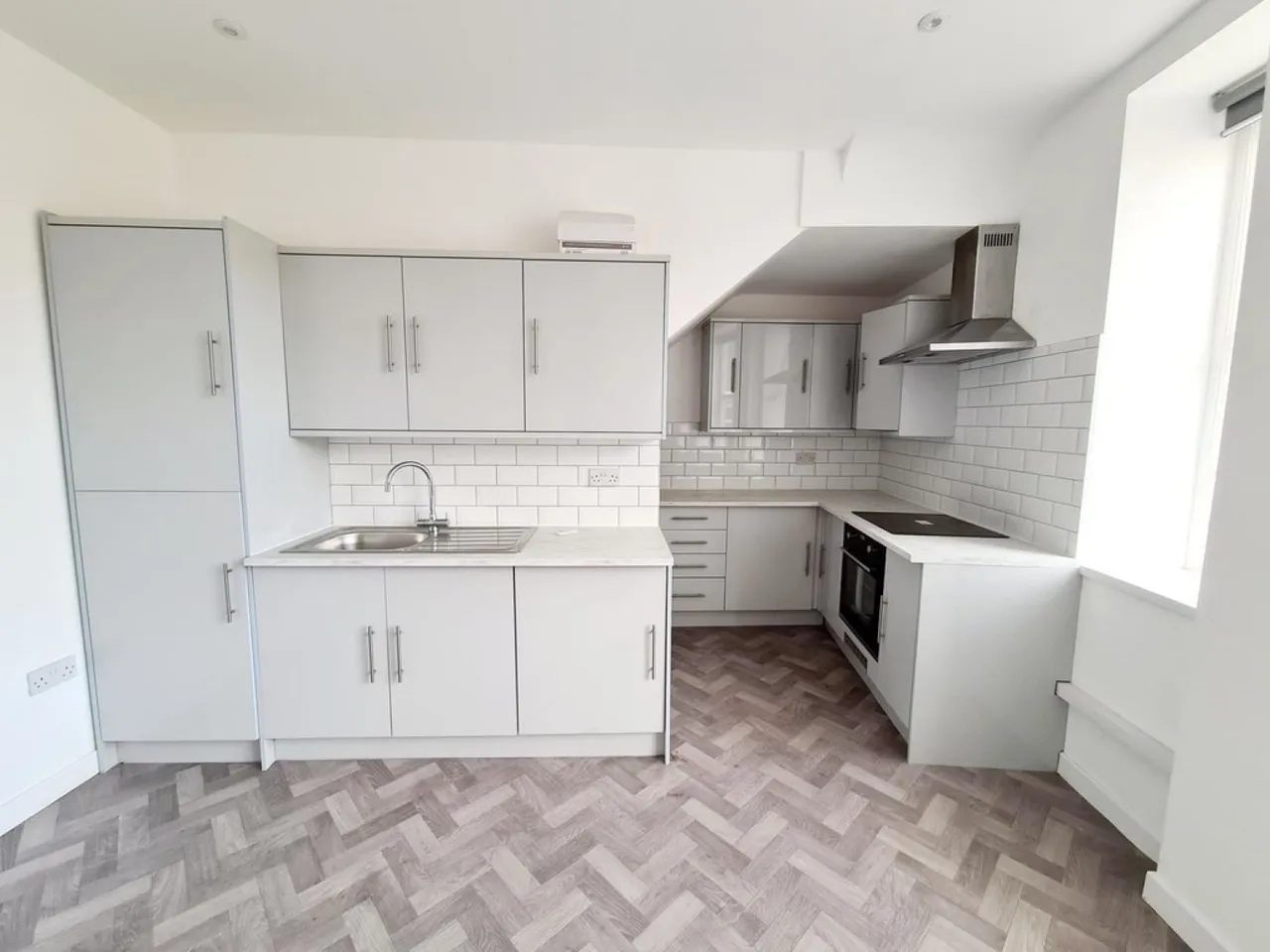 Moorland Road, Stoke-on-Trent, photo 2