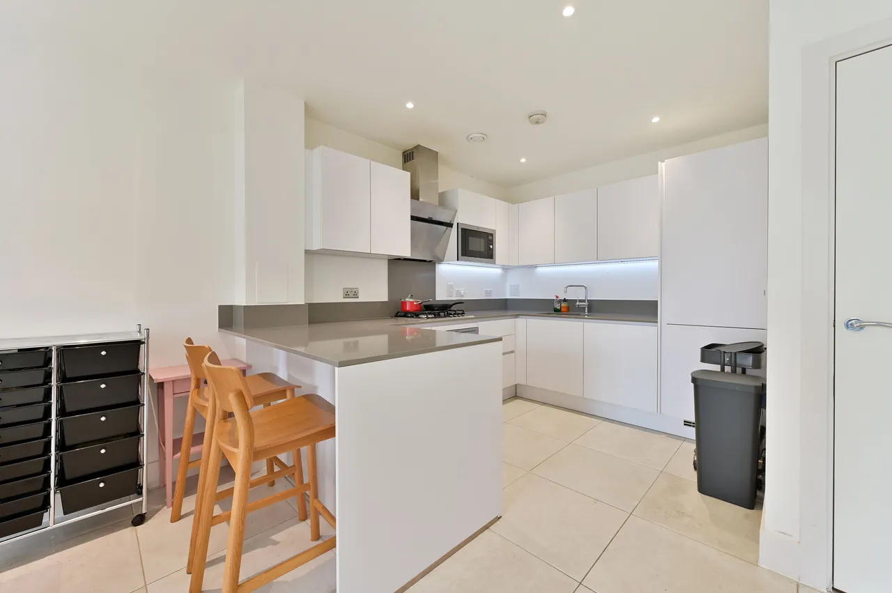 London, SW15, photo 3
