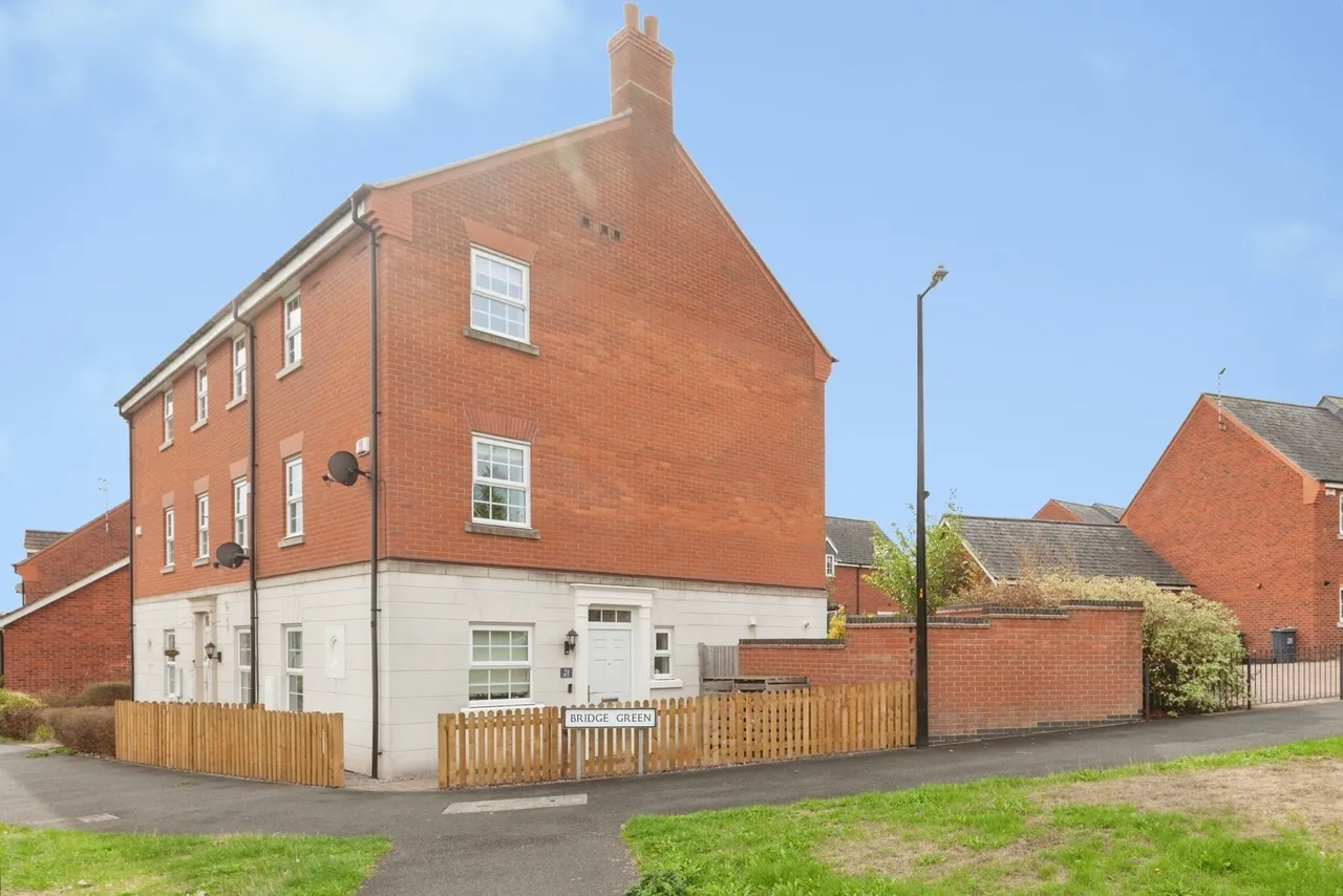 4 bed house for sale, Bridge Green, Birstall, LE4