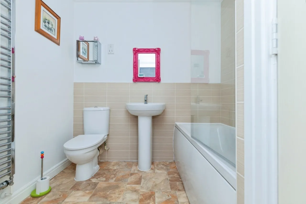 Bridge Green, Birstall, LE4, photo 17