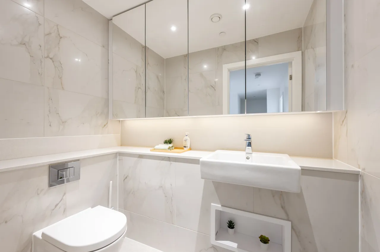 52 Ravensbourne Apartments, 5 Central Avenue, London, photo 7