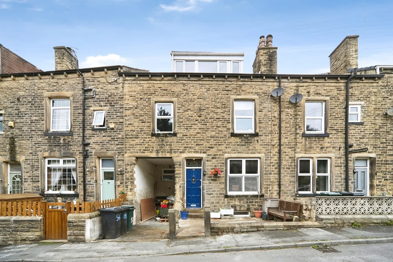 5 bed house for sale — Damems Road, Keighley