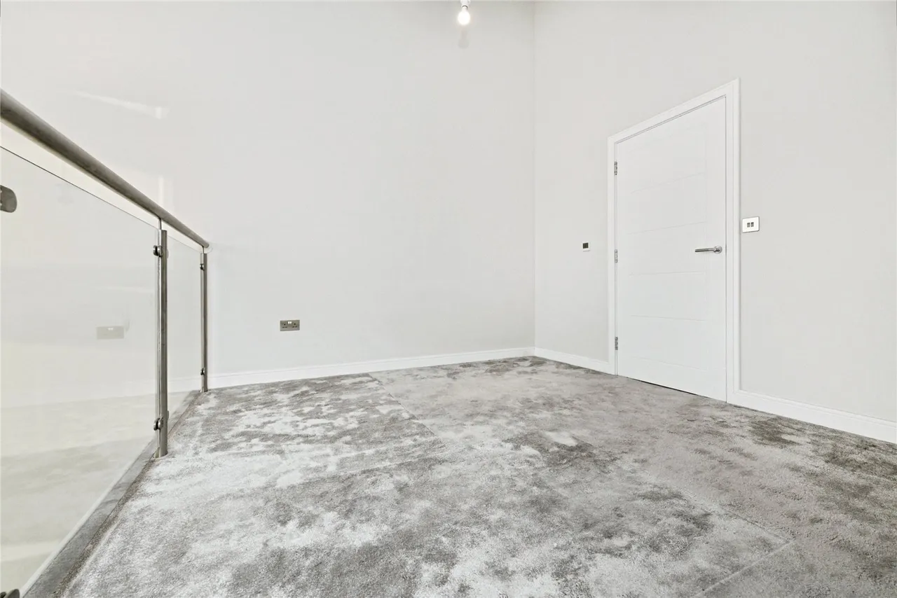 Down Hall Road, Rayleigh, Essex, SS6, photo 13