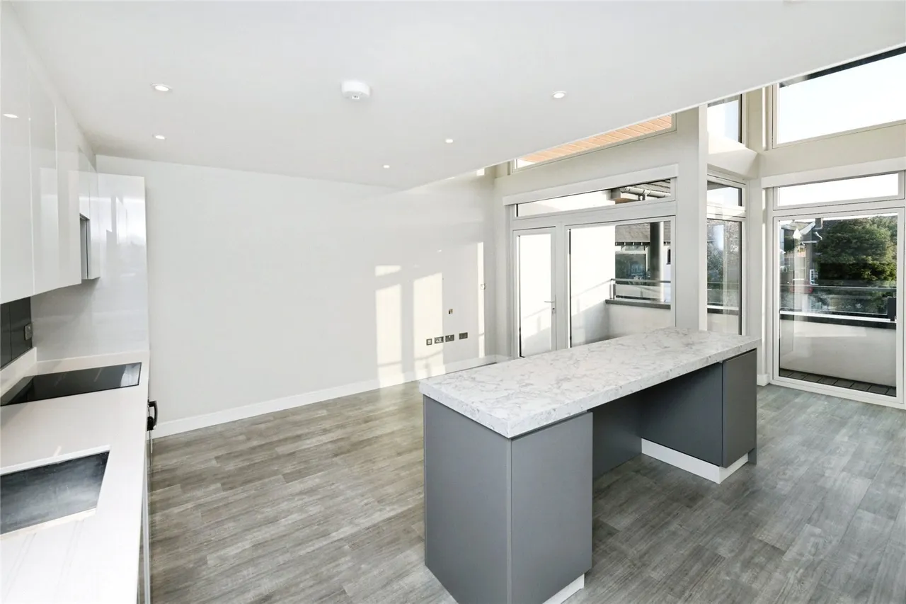 Down Hall Road, Rayleigh, Essex, SS6, photo 5