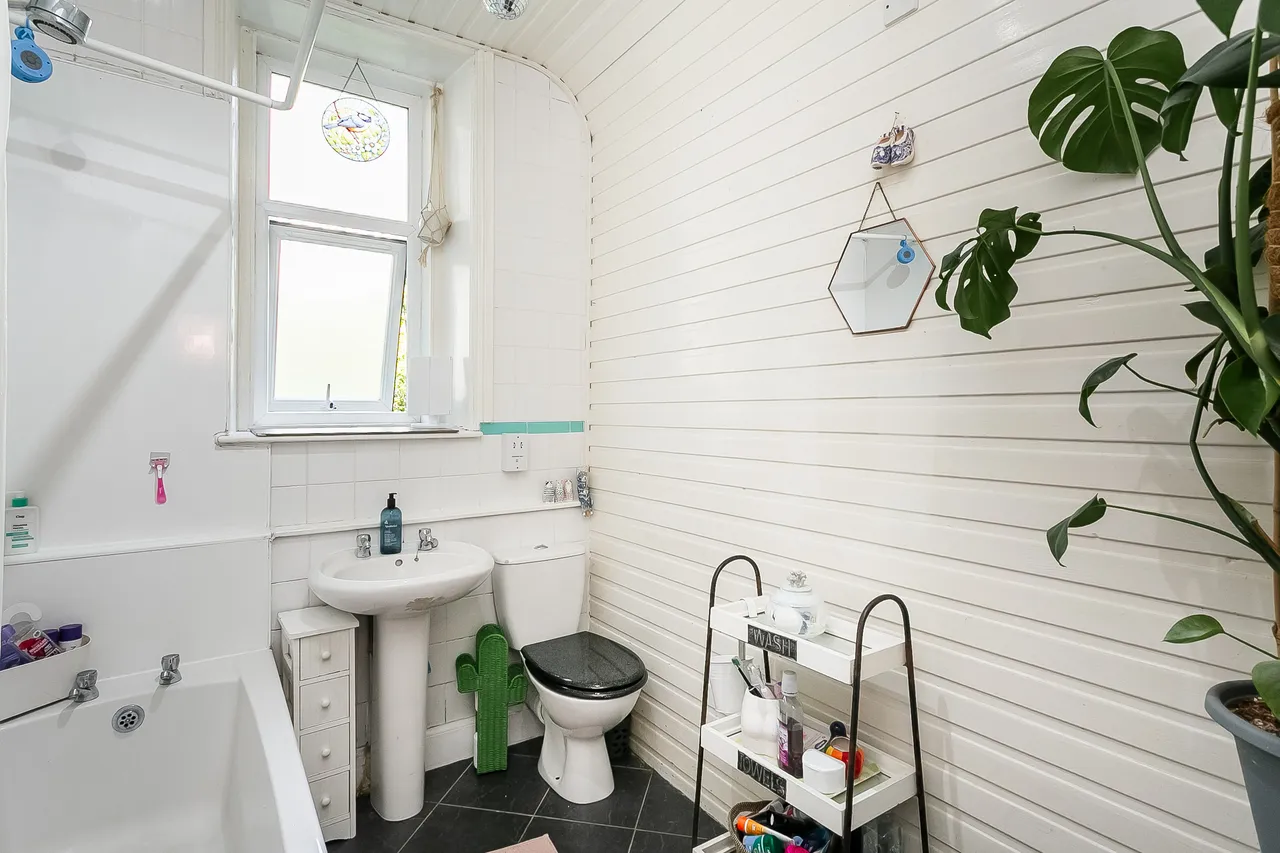Piersfield Grove, Edinburgh, EH8, photo 13