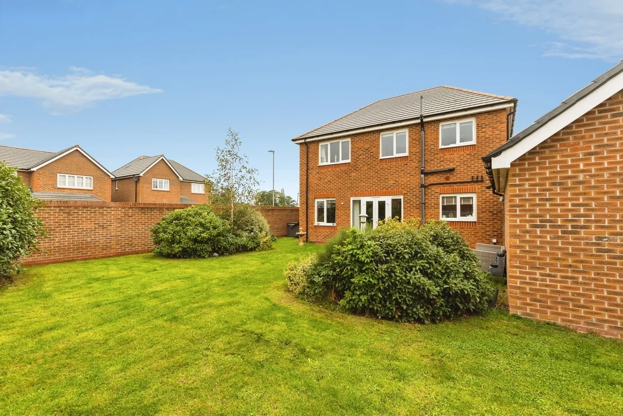 Lindley Gardens, Llay, LL12, photo 22