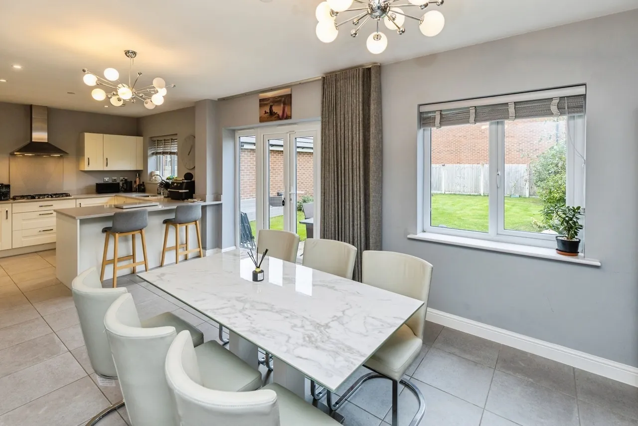 Lindley Gardens, Llay, LL12, photo 9