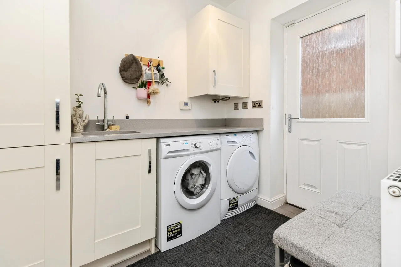 Lindley Gardens, Llay, LL12, photo 10