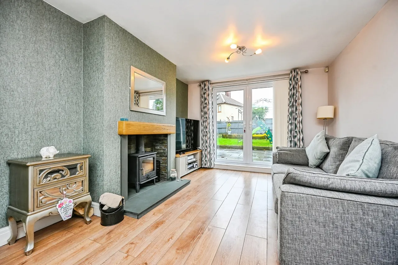 Burman Road, Liverpool, L19, photo 3