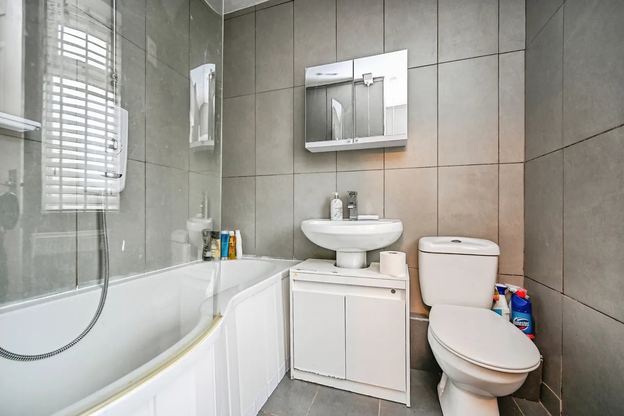 Burman Road, Liverpool, L19, photo 11