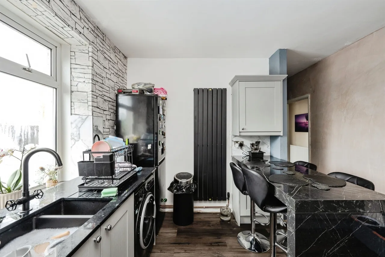 St Teilo Street, Swansea, SA4, photo 3