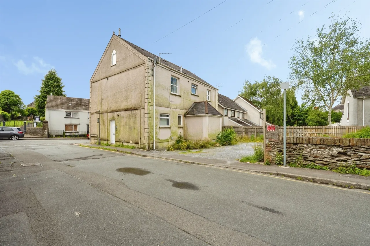 St Teilo Street, Swansea, SA4, photo 16