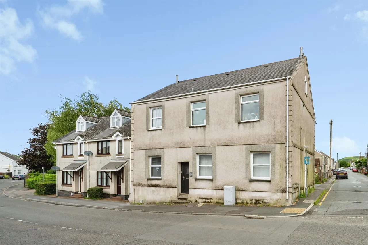 2 bed flat for sale, St Teilo Street, Swansea, SA4