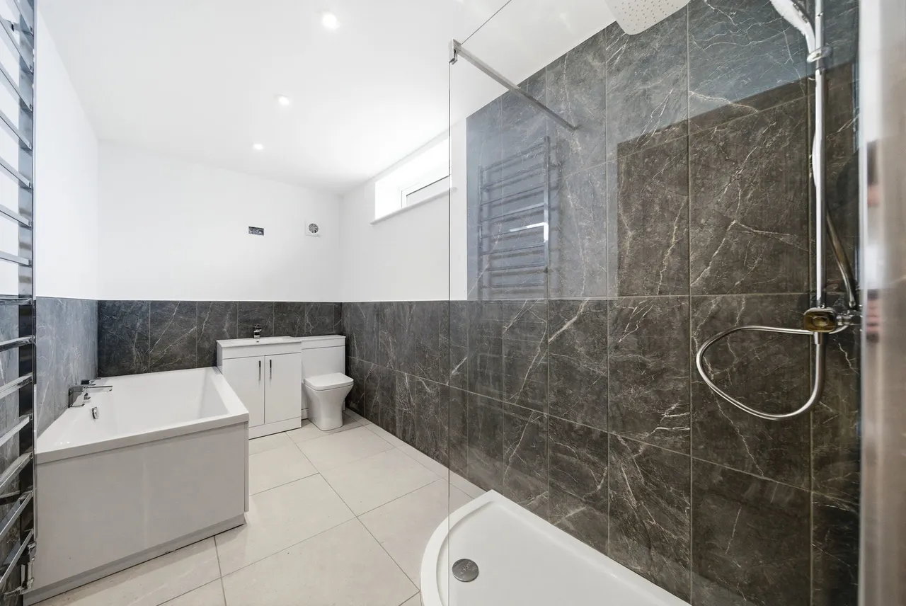 Aurelian Rise, Monkhill, photo 14